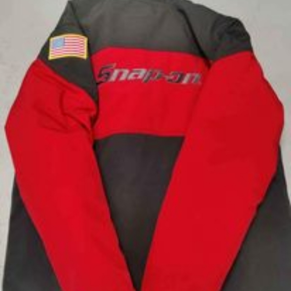 Snap on coat